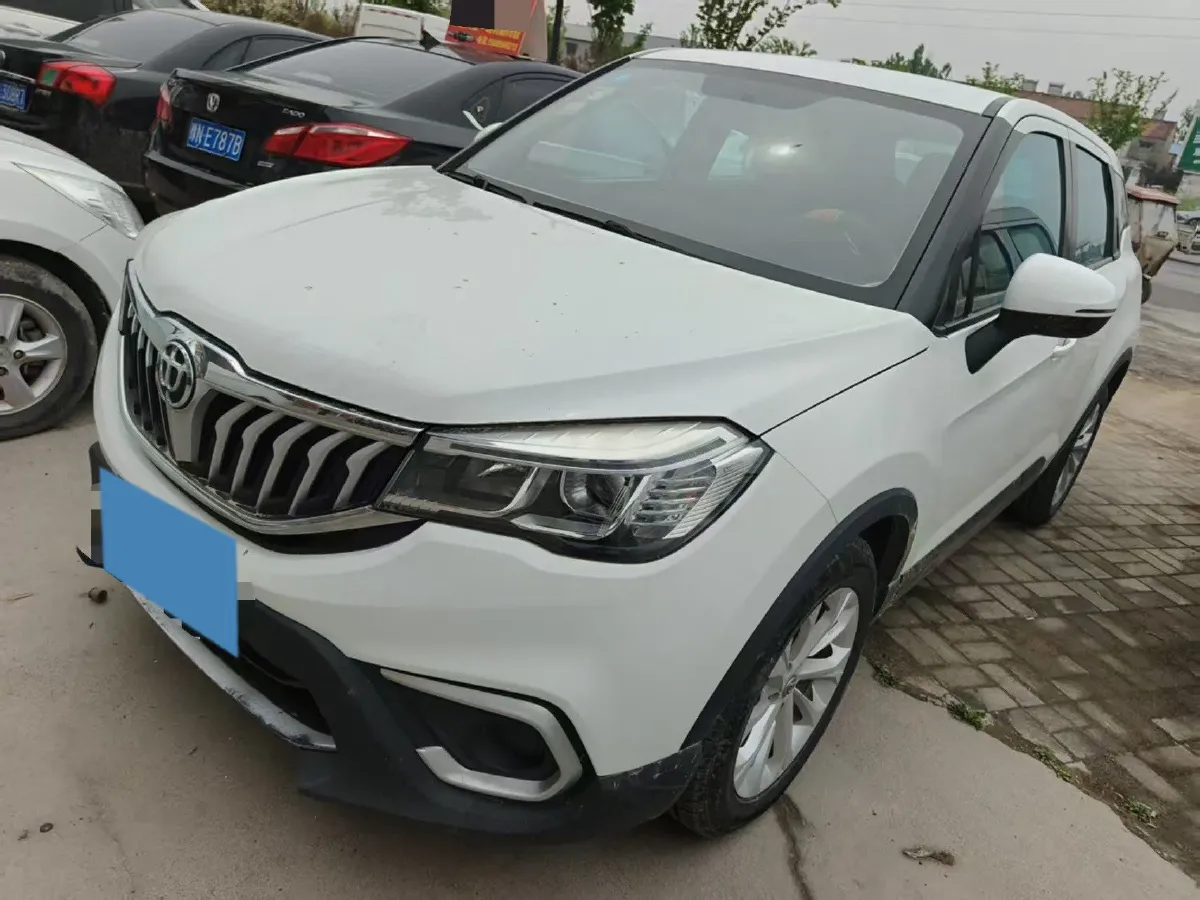 2017 Brilliance Auto V3 1.5L 112HP L4 5MT,autocango,china used car exporter,china ev exporter,chinese used car exporter,chinese used ev exporter
