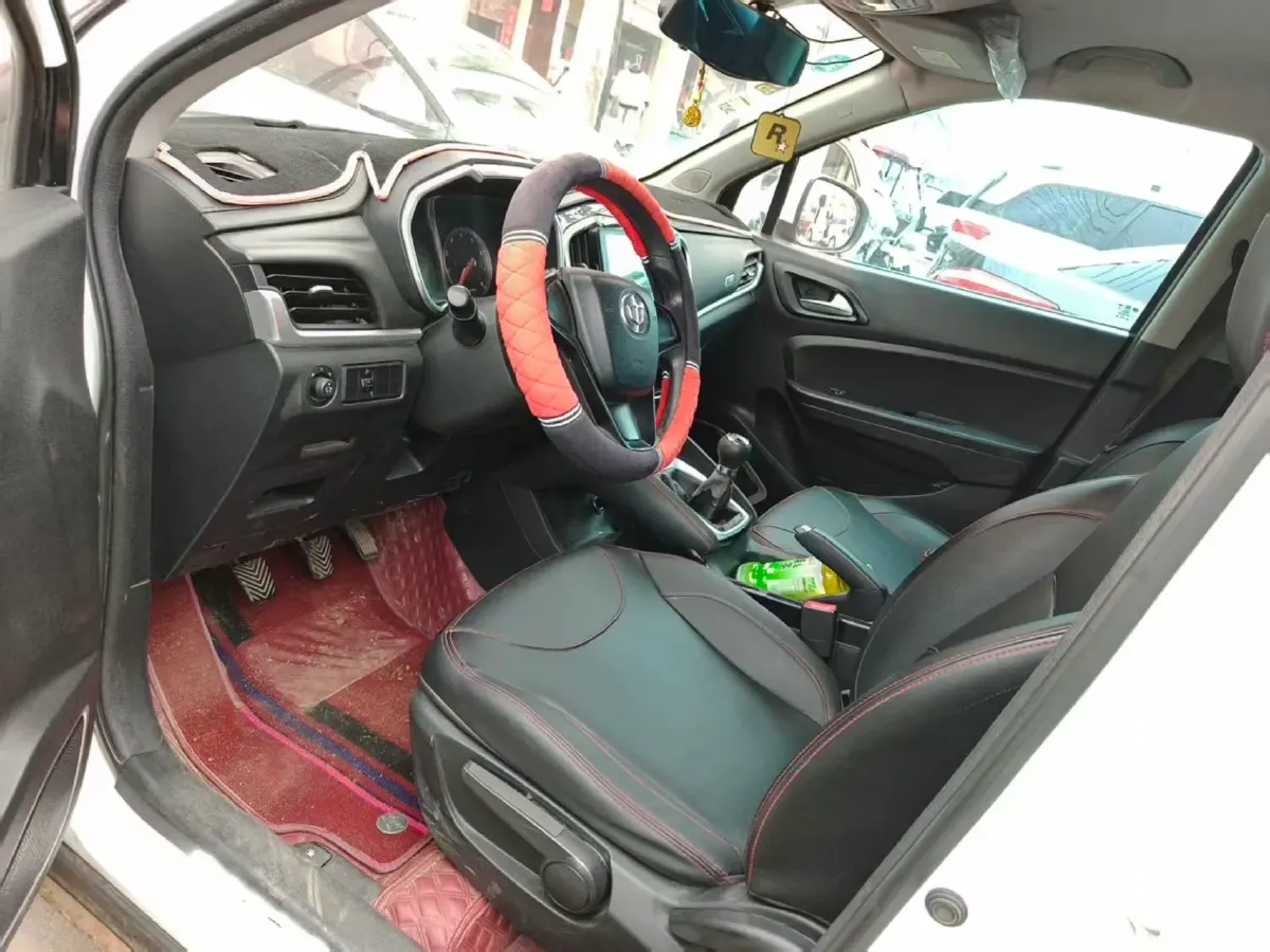 2017 Brilliance Auto V3 1.5L 112HP L4 5MT,autocango,china used car exporter,china ev exporter,chinese used car exporter,chinese used ev exporter