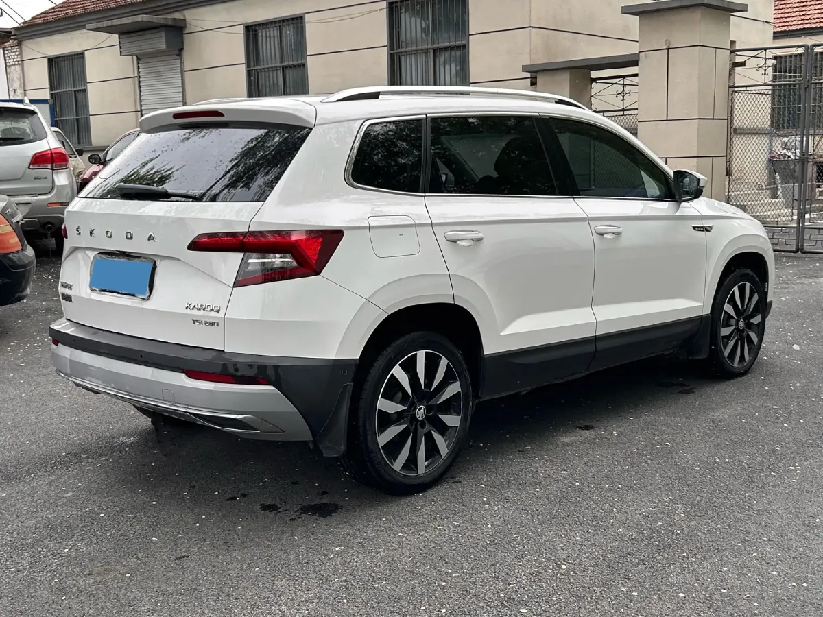 2019 Skoda Karoq 1.4T 150HP L4 7DCT,autocango,china used car exporter,china ev exporter,chinese used car exporter,chinese used ev exporter