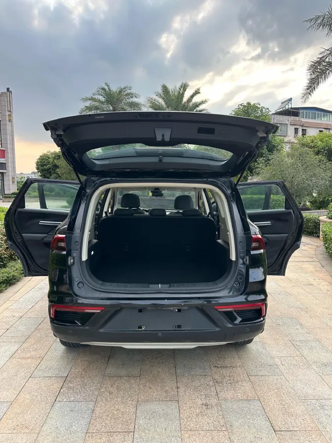 2020 Geely Okavango 1.8T 184HP L4 7DCT,autocango,china used car exporter,china ev exporter,chinese used car exporter,chinese used ev exporter