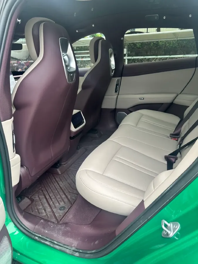 2025 MI YU7 BEV 96.3KWH,autocango,china used car exporter,china ev exporter,chinese used car exporter,chinese used ev exporter