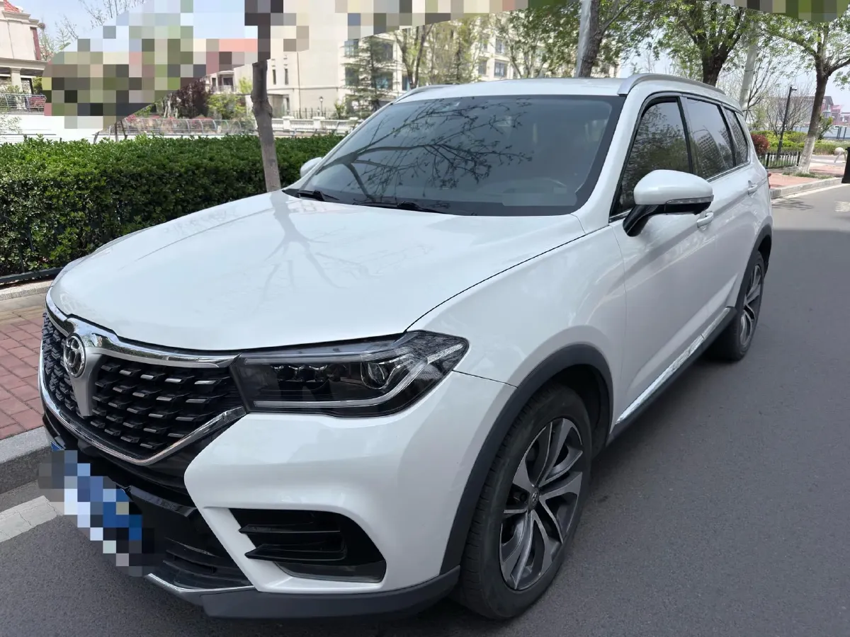 2018 Brilliance Auto V7 1.6T 204HP L4 7DCT,autocango,china used car exporter,china ev exporter,chinese used car exporter,chinese used ev exporter