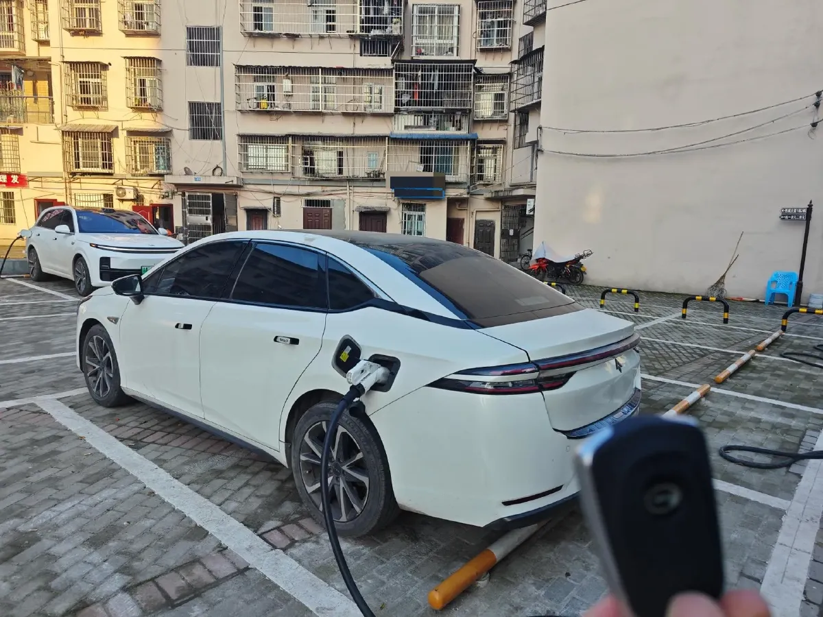 2022 ChangAn Oshan Z6 1.5T 170HP L4 6TCT PHEV 28.4KWH,autocango,china used car exporter,china ev exporter,chinese used car exporter,chinese used ev exporter