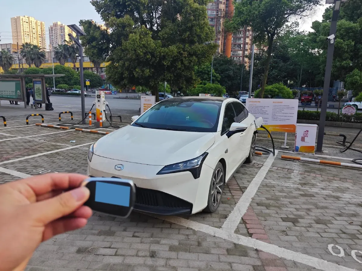 2022 ChangAn Oshan Z6 1.5T 170HP L4 6TCT PHEV 28.4KWH,autocango,china used car exporter,china ev exporter,chinese used car exporter,chinese used ev exporter