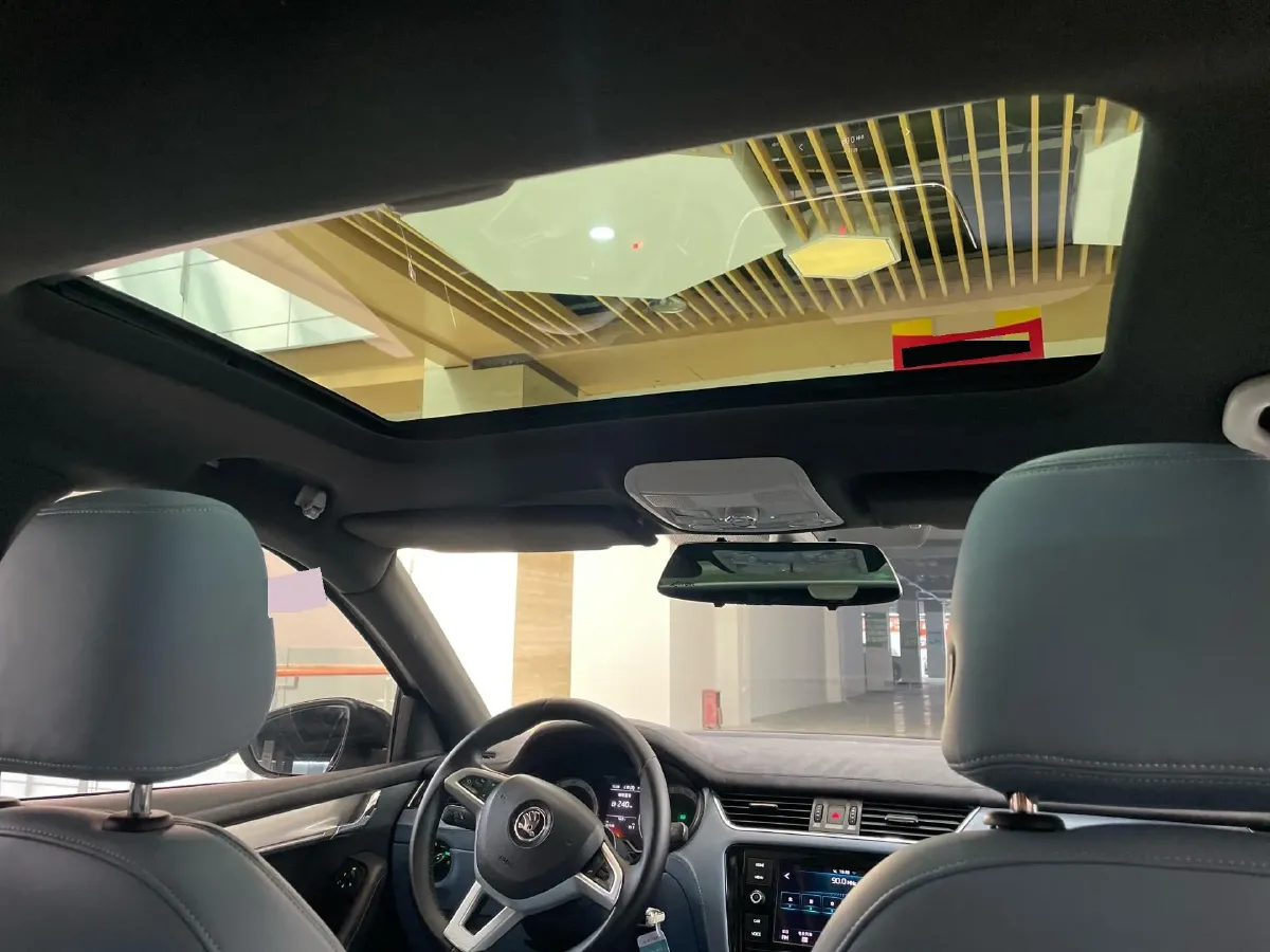 2018 Skoda Octavia 1.4T 150HP L4 7DCT,autocango,china used car exporter,china ev exporter,chinese used car exporter,chinese used ev exporter