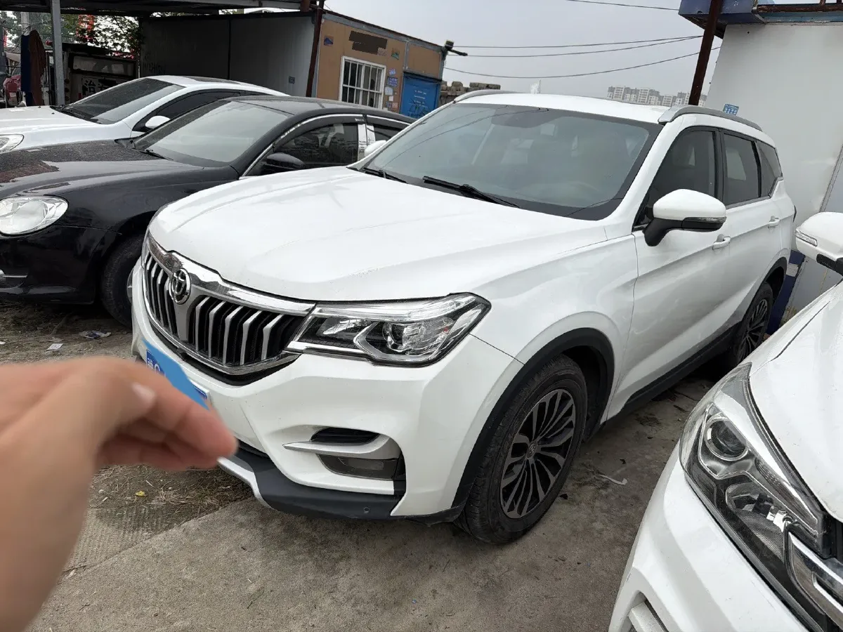 2018 Brilliance Auto V6 1.5T 150HP L4 7DCT,autocango,china used car exporter,china ev exporter,chinese used car exporter,chinese used ev exporter