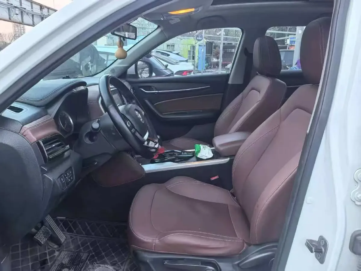 2018 Brilliance Auto V6 1.5T 150HP L4 7DCT,autocango,china used car exporter,china ev exporter,chinese used car exporter,chinese used ev exporter