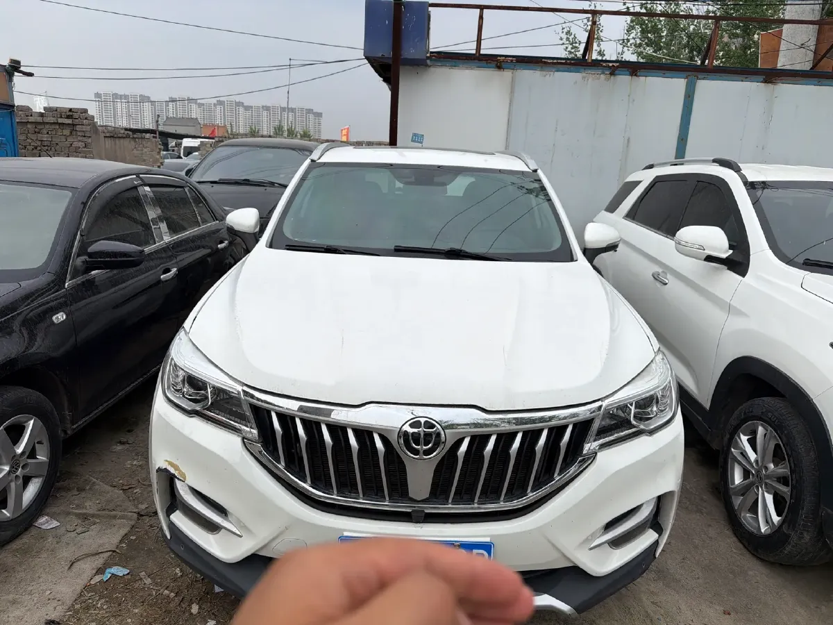 2018 Brilliance Auto V6 1.5T 150HP L4 7DCT,autocango,china used car exporter,china ev exporter,chinese used car exporter,chinese used ev exporter