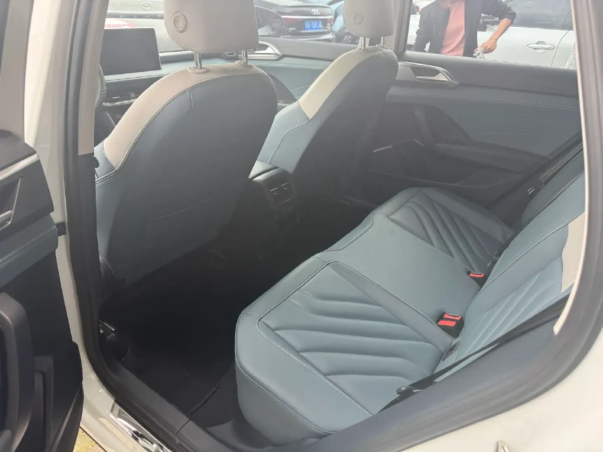 2024 Volkswagen Tharu 1.5T 160HP L4 7DCT,autocango,china used car exporter,china ev exporter,chinese used car exporter,chinese used ev exporter