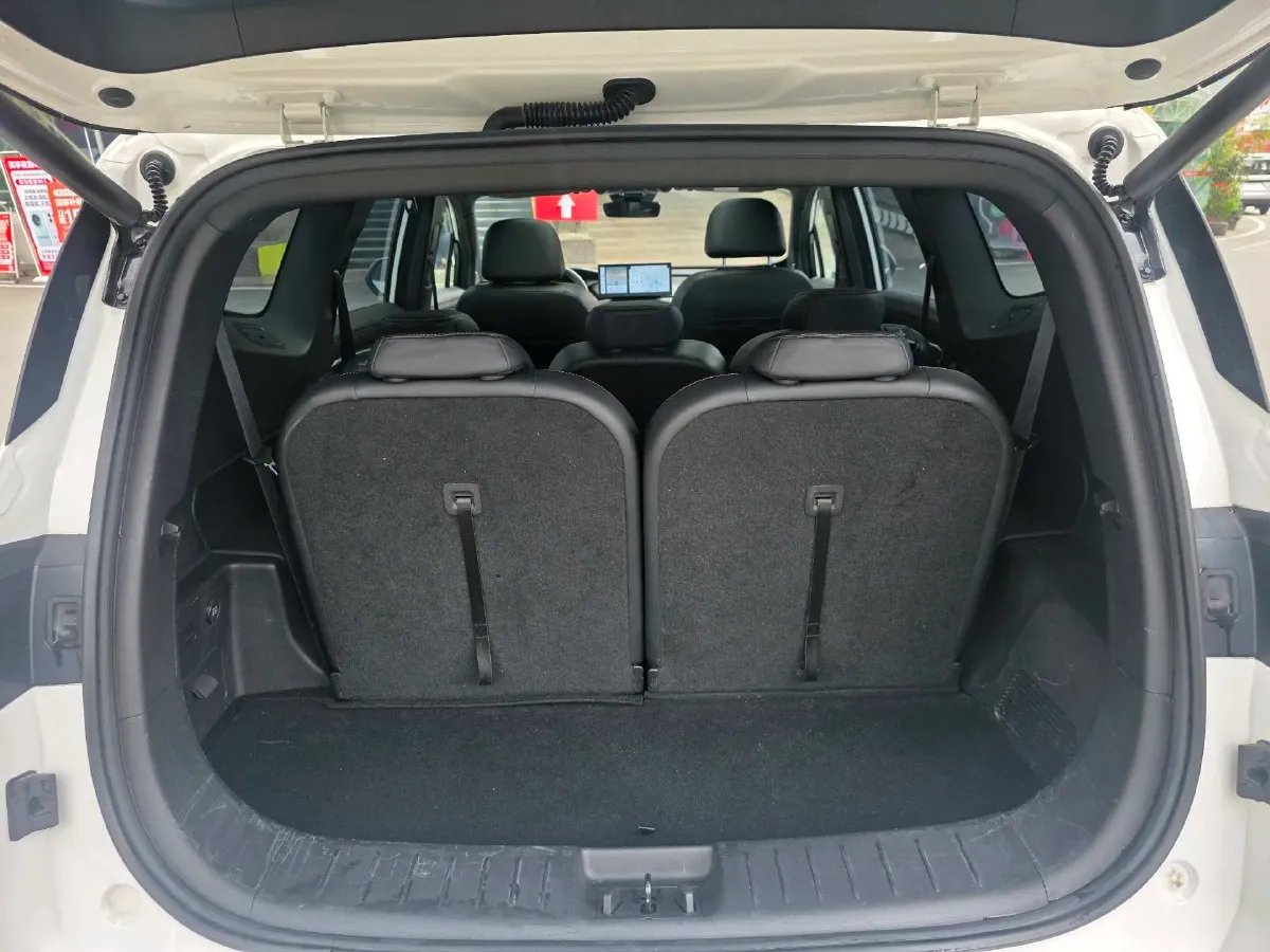 2024 Geely Okavango L 2.0T 218HP L4 7DCT,autocango,china used car exporter,china ev exporter,chinese used car exporter,chinese used ev exporter