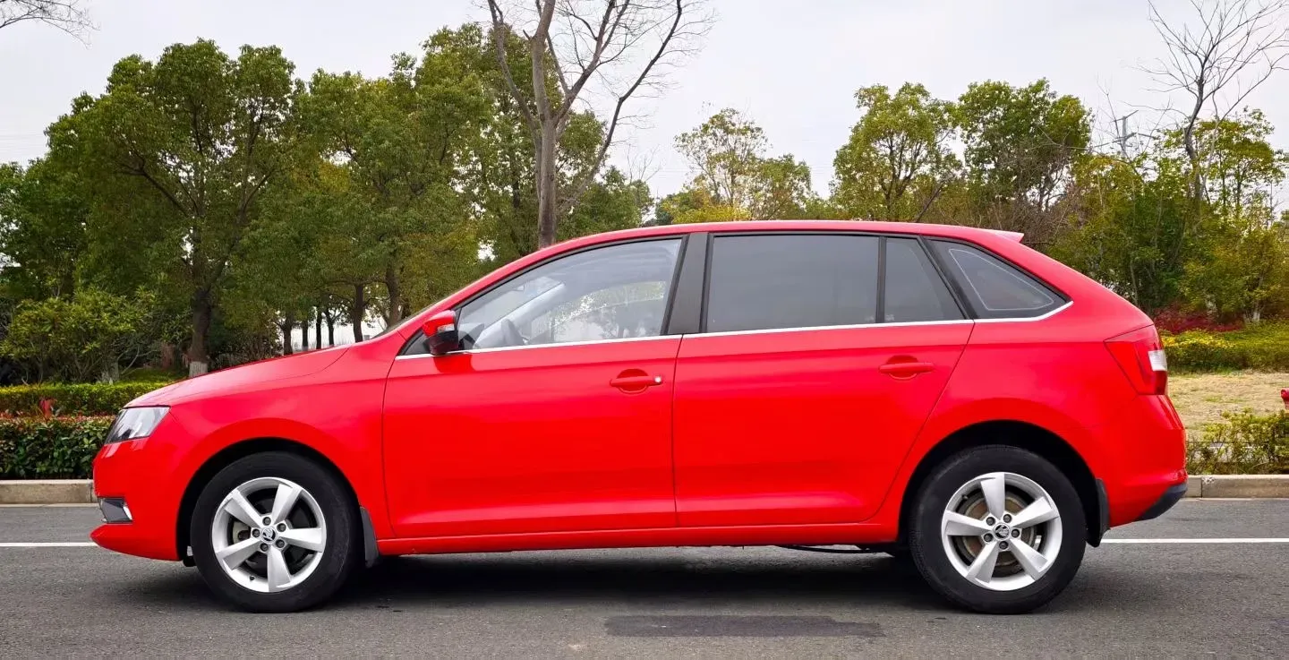 2019 Skoda Rapid Spaceback 1.5L 112HP L4 6AT,autocango,china used car exporter,china ev exporter,chinese used car exporter,chinese used ev exporter