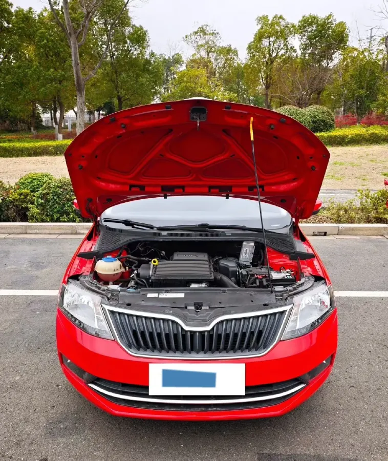 2019 Skoda Rapid Spaceback 1.5L 112HP L4 6AT,autocango,china used car exporter,china ev exporter,chinese used car exporter,chinese used ev exporter