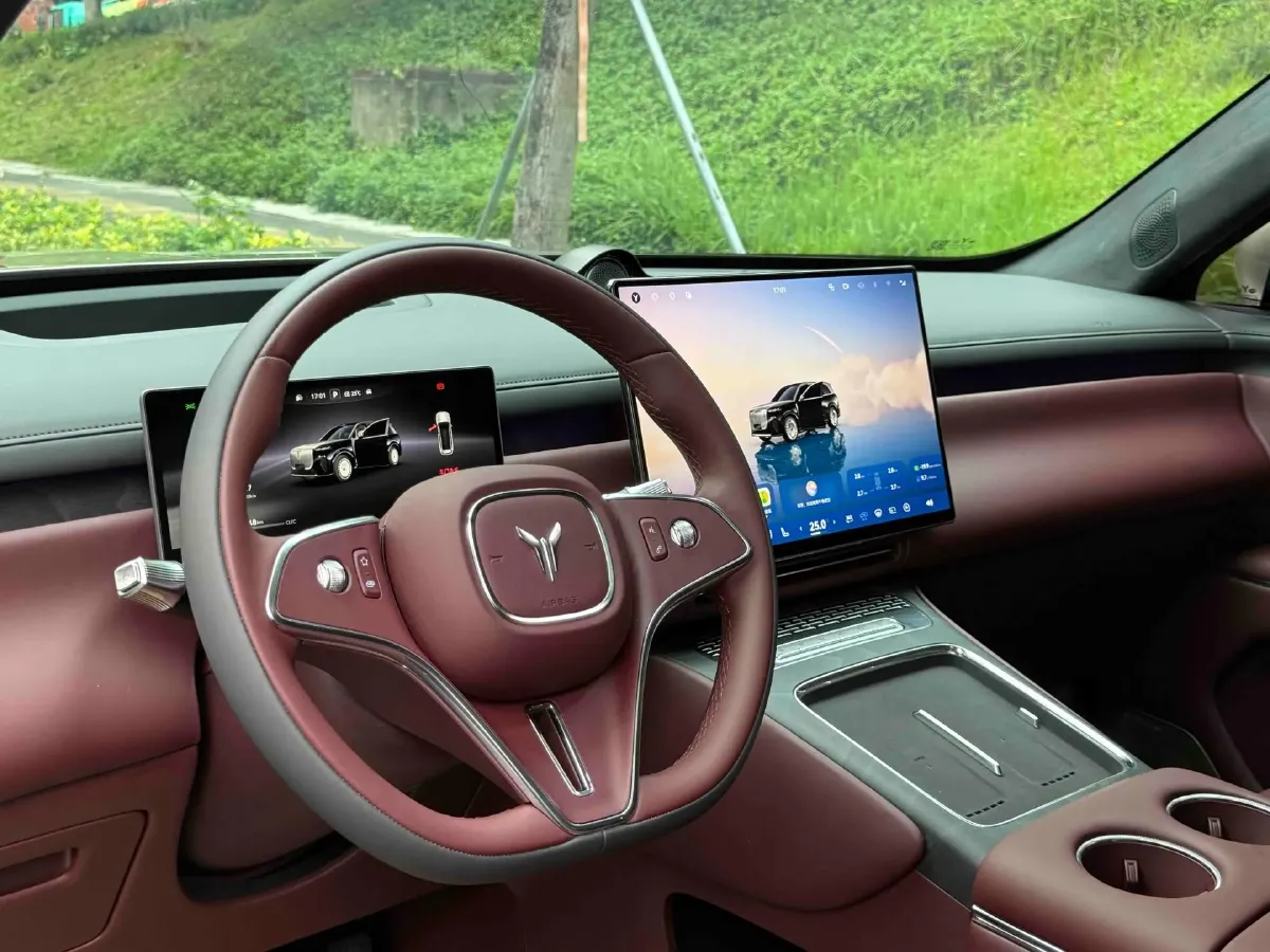 2026 Voyah 9L 1.5T 150HP L4 PHEV,autocango,china used car exporter,china ev exporter,chinese used car exporter,chinese used ev exporter