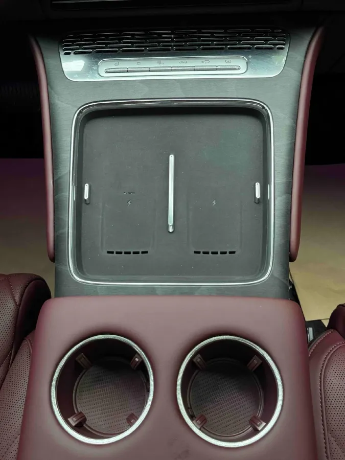 2026 Voyah 9L 1.5T 150HP L4 PHEV,autocango,china used car exporter,china ev exporter,chinese used car exporter,chinese used ev exporter