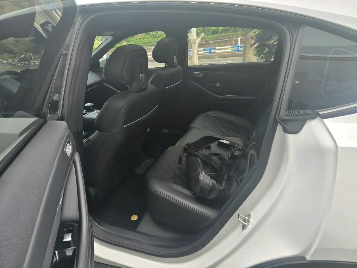 2024 Deepal SL03 BEV 58.89KWH,autocango,china used car exporter,china ev exporter,chinese used car exporter,chinese used ev exporter