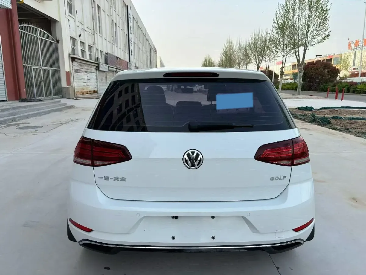 2018 Volkswagen Golf 1.6L 110HP L4 6AT,autocango,china used car exporter,china ev exporter,chinese used car exporter,chinese used ev exporter