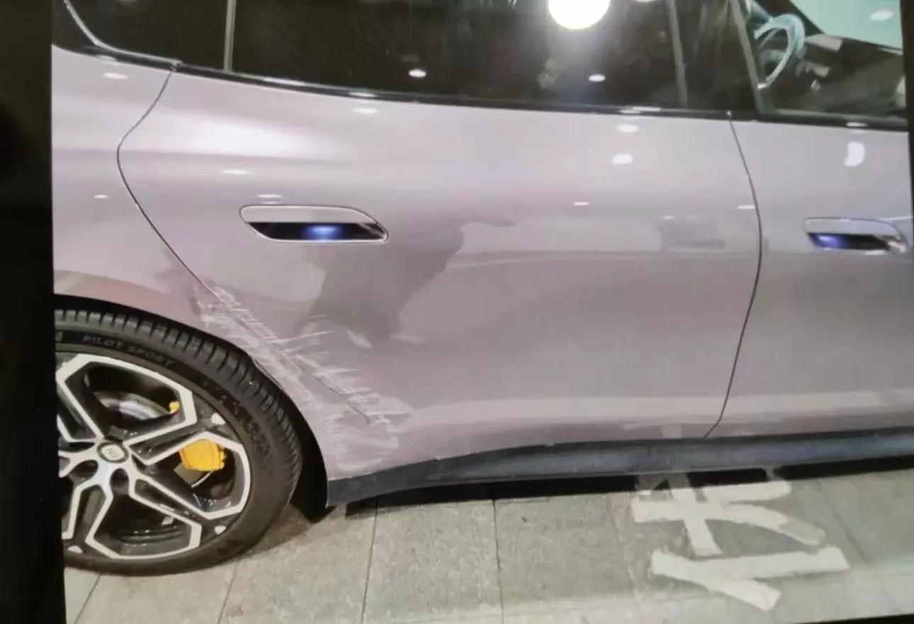 2024 MI SU7 BEV 101KWH,autocango,china used car exporter,china ev exporter,chinese used car exporter,chinese used ev exporter