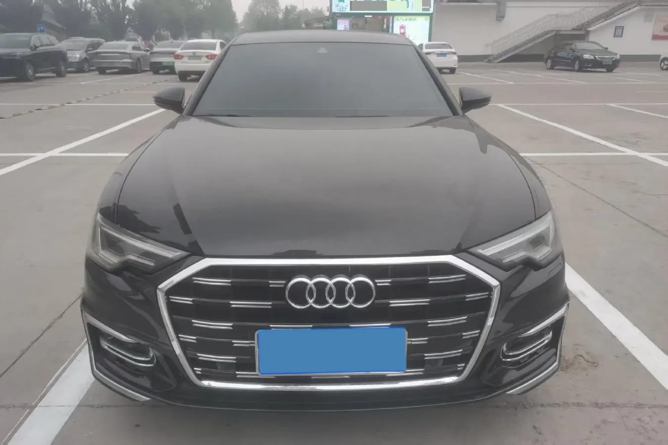 2024 Audi A6L 2.0T 190HP L4 7DCT,autocango,china used car exporter,china ev exporter,chinese used car exporter,chinese used ev exporter