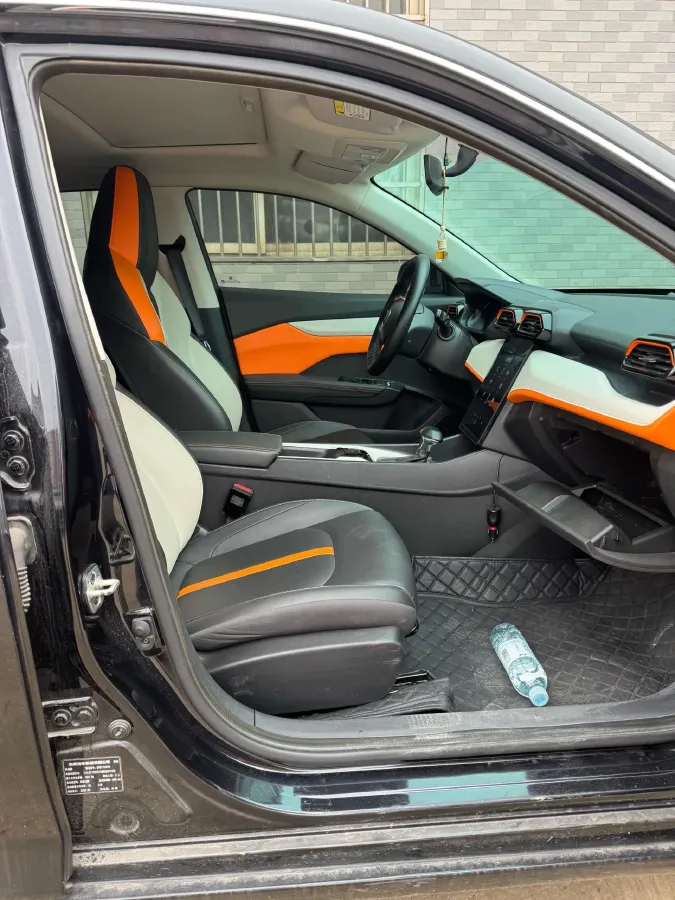 2023 DongFeng Aeolus YiXuan 1.5L 125HP L4 6DCT,autocango,china used car exporter,china ev exporter,chinese used car exporter,chinese used ev exporter