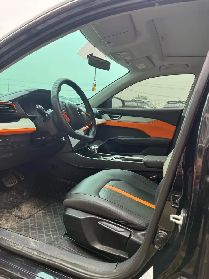 2023 DongFeng Aeolus YiXuan 1.5L 125HP L4 6DCT,autocango,china used car exporter,china ev exporter,chinese used car exporter,chinese used ev exporter