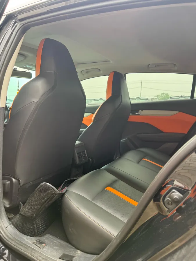 2023 DongFeng Aeolus YiXuan 1.5L 125HP L4 6DCT,autocango,china used car exporter,china ev exporter,chinese used car exporter,chinese used ev exporter