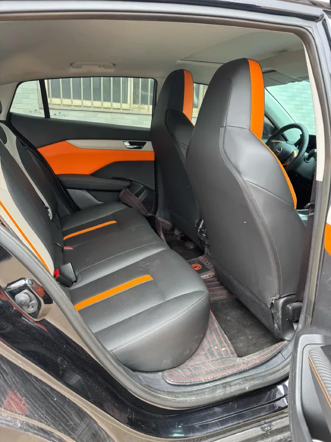 2023 DongFeng Aeolus YiXuan 1.5L 125HP L4 6DCT,autocango,china used car exporter,china ev exporter,chinese used car exporter,chinese used ev exporter