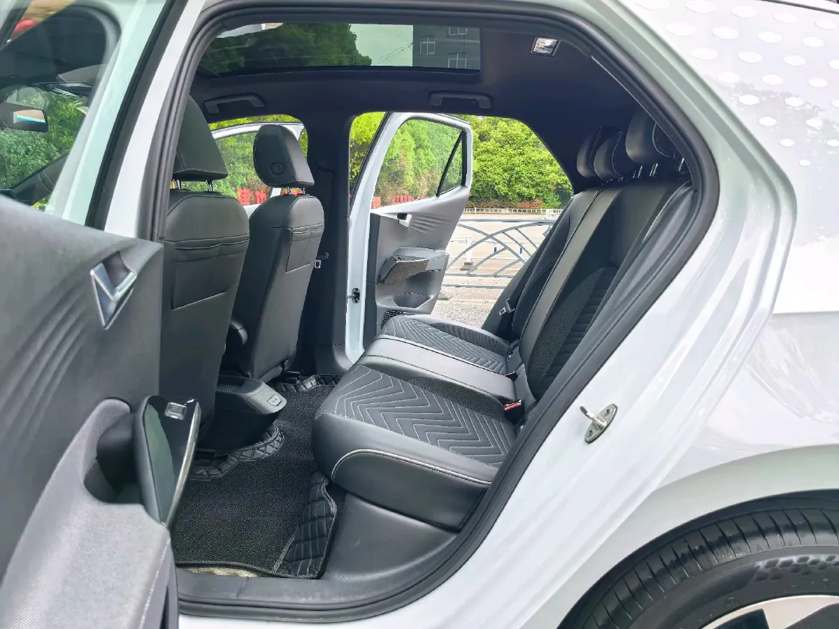 2023 Volkswagen ID.3 BEV 52.8KWH,autocango,china used car exporter,china ev exporter,chinese used car exporter,chinese used ev exporter