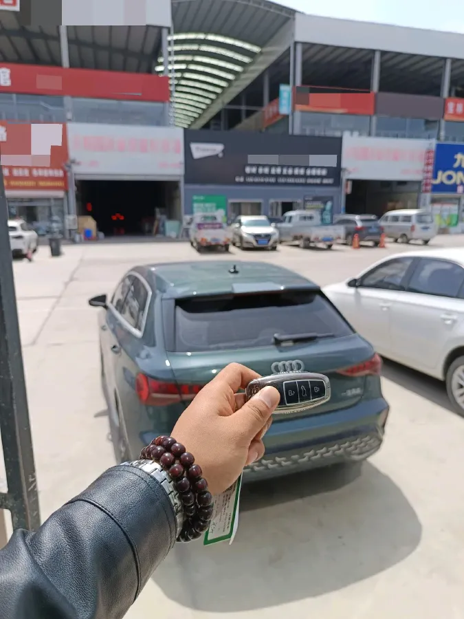 2025 Audi A3 1.5T 160HP L4 7DCT,autocango,china used car exporter,china ev exporter,chinese used car exporter,chinese used ev exporter