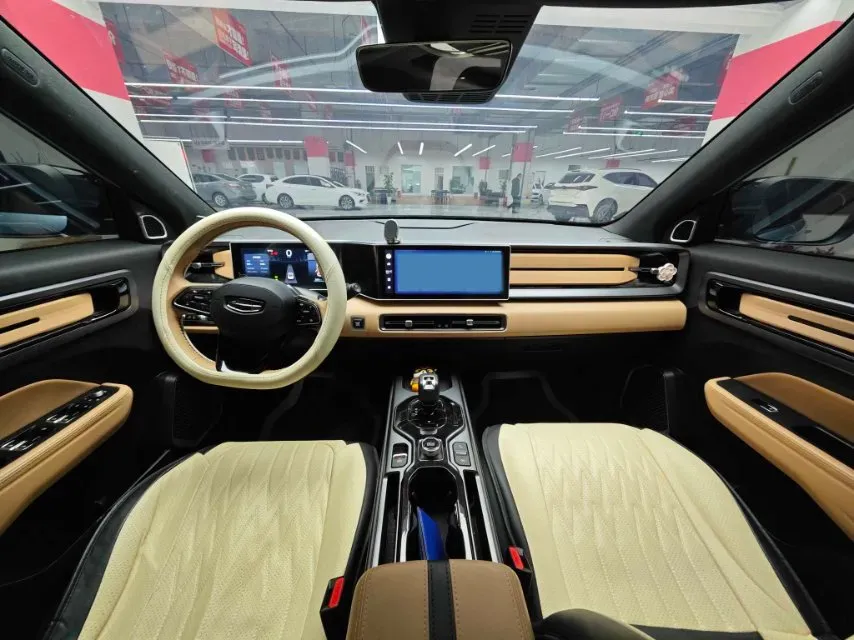 2023 Geely ICON 1.5T 181HP L4 7DCT,autocango,china used car exporter,china ev exporter,chinese used car exporter,chinese used ev exporter