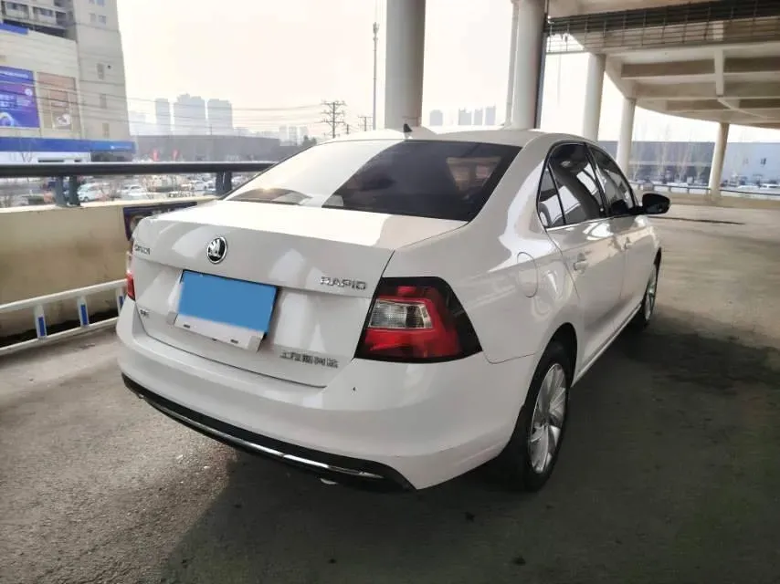 2018 Skoda Rapid 1.6L 110HP L4 6AT,autocango,china used car exporter,china ev exporter,chinese used car exporter,chinese used ev exporter