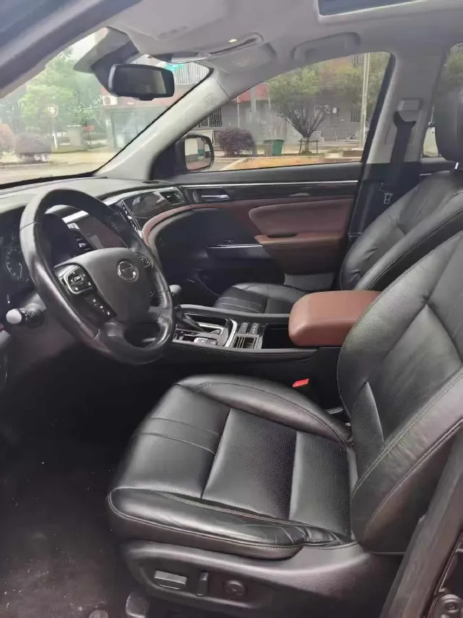 2017 GAC Trumpchi GS8 2.0T 201HP L4 6AT,autocango,china used car exporter,china ev exporter,chinese used car exporter,chinese used ev exporter