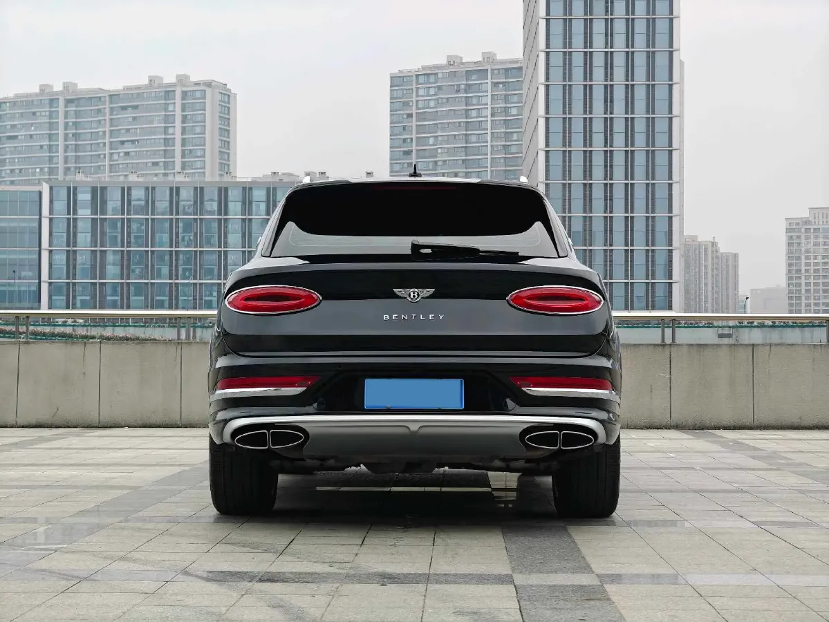 2023 Bentley Bentayga 4.0T 550HP V8 8AT,autocango,china used car exporter,china ev exporter,chinese used car exporter,chinese used ev exporter
