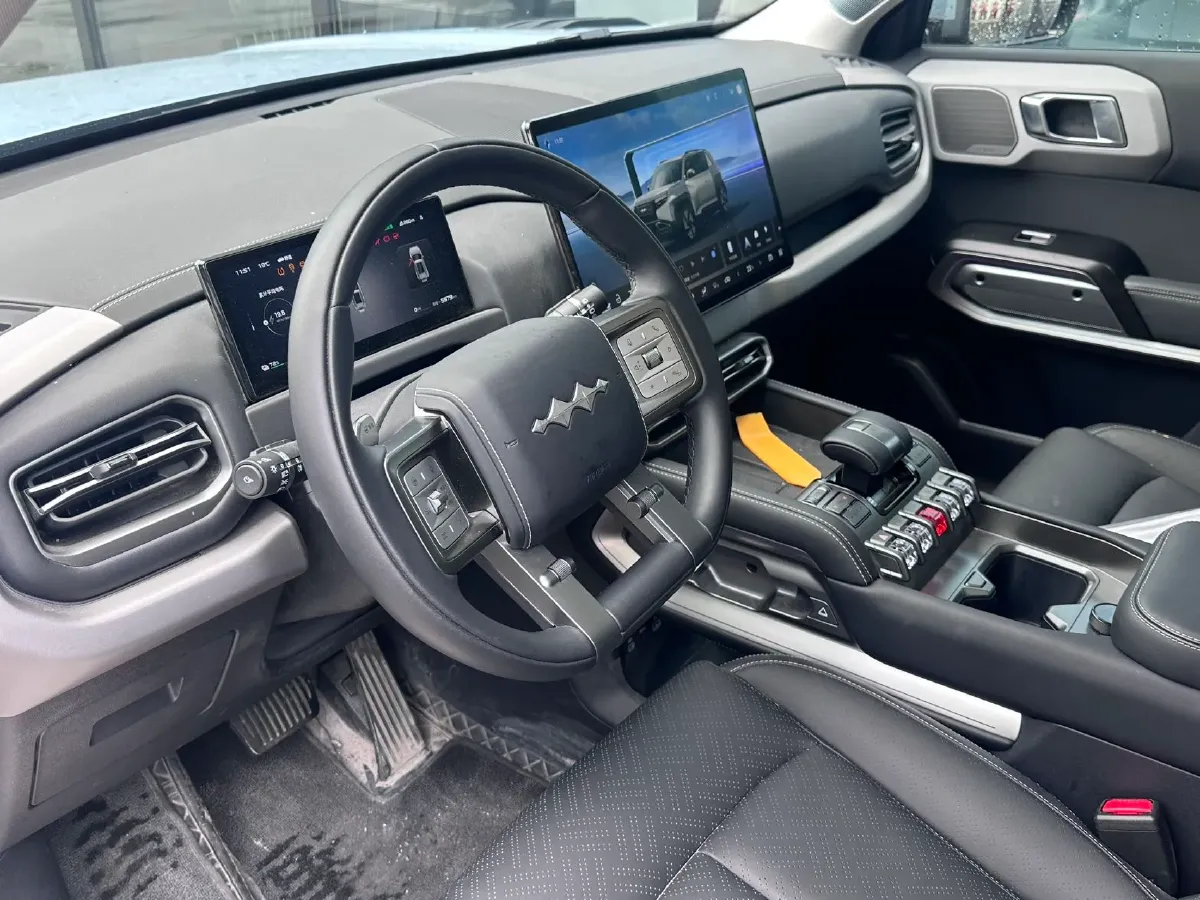 2025 FangChengBao Tai 3 BEV,autocango,china used car exporter,china ev exporter,chinese used car exporter,chinese used ev exporter