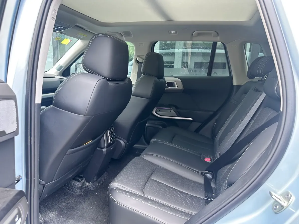 2025 FangChengBao Tai 3 BEV,autocango,china used car exporter,china ev exporter,chinese used car exporter,chinese used ev exporter