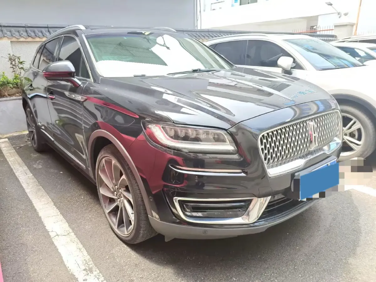 2019 Lincoln Nautilus 2.7T 329HP V6 8AT,autocango,china used car exporter,china ev exporter,chinese used car exporter,chinese used ev exporter