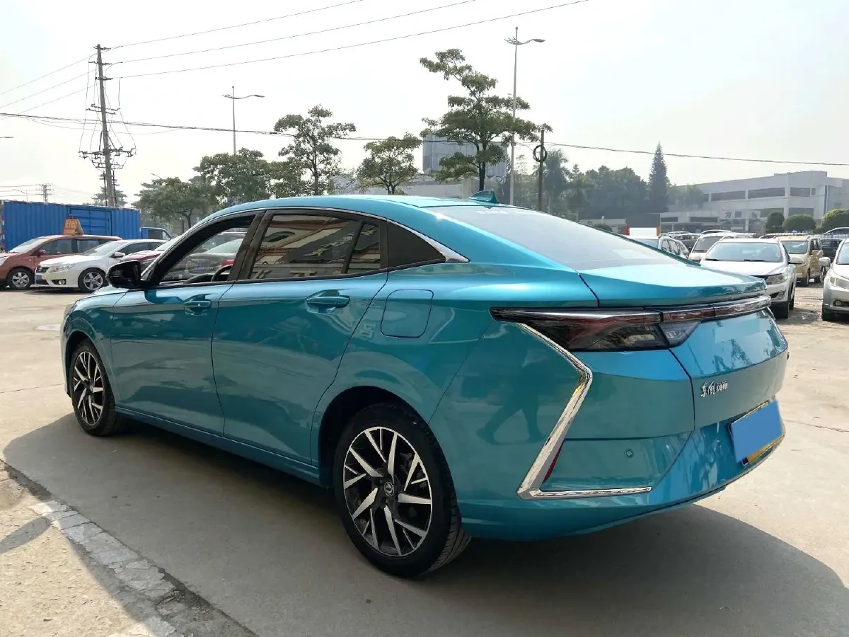 2020 DongFeng Aeolus YiXuan 1.5T 150HP L4 6DCT,autocango,china used car exporter,china ev exporter,chinese used car exporter,chinese used ev exporter