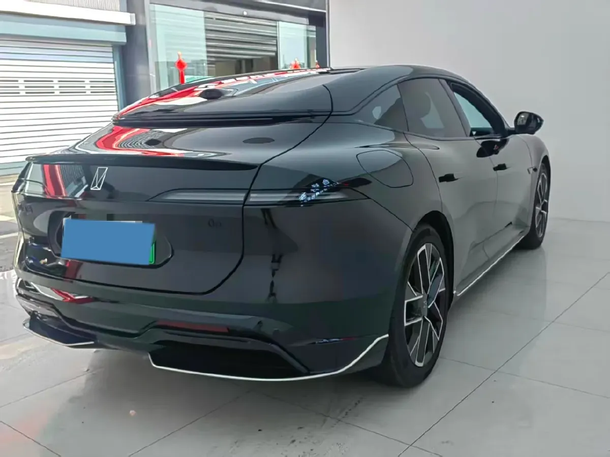 2025 Avatr 06 REEV 156HP REEV,autocango,china used car exporter,china ev exporter,chinese used car exporter,chinese used ev exporter