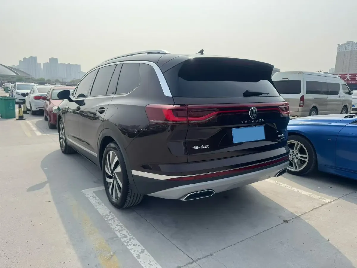 2021 Volkswagen Talagon 2.0T 220HP L4 7DCT,autocango,china used car exporter,china ev exporter,chinese used car exporter,chinese used ev exporter