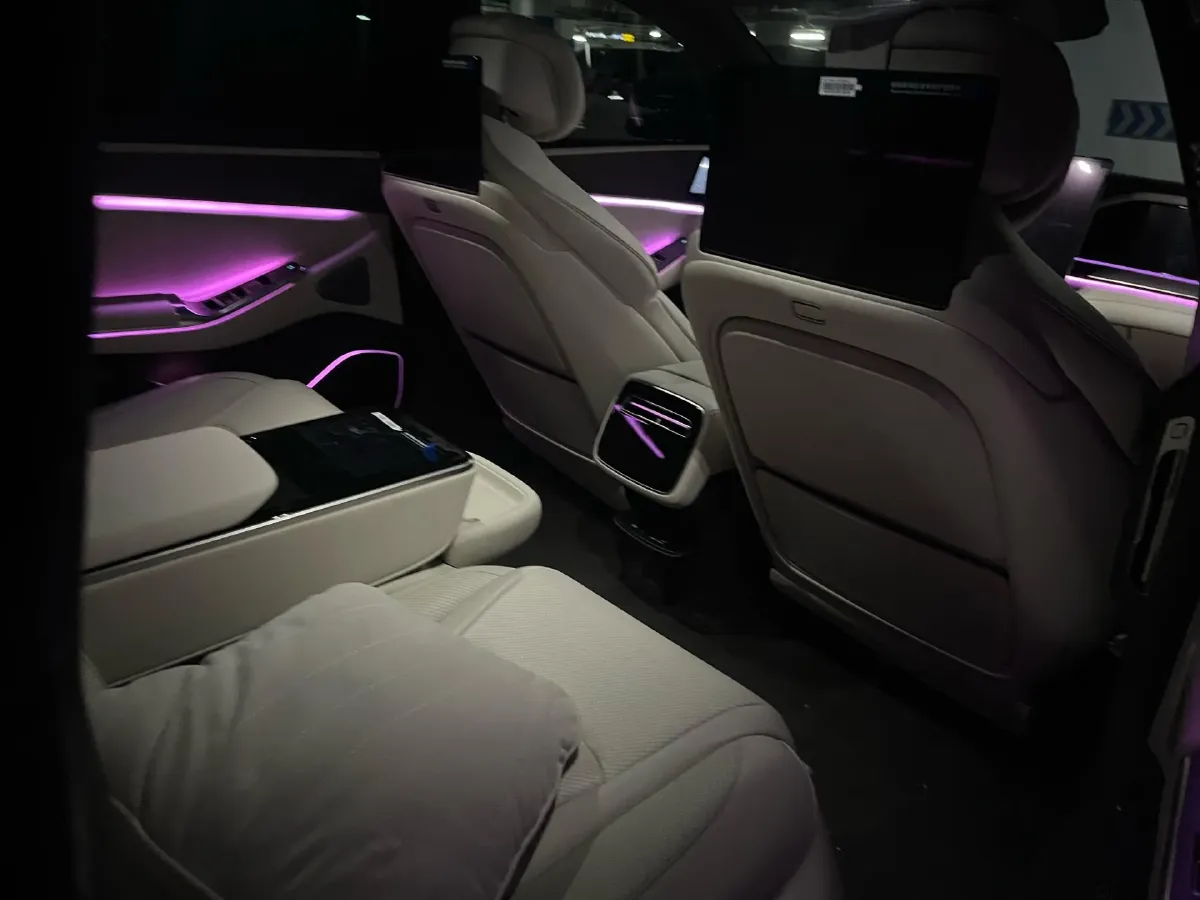 2024 Denza DenzaZ9 2.0T 207HP L4 E-CVT PHEV 38.5KWH,autocango,china used car exporter,china ev exporter,chinese used car exporter,chinese used ev exporter