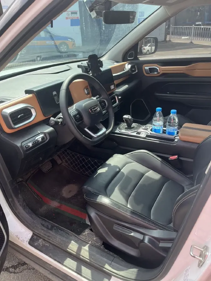 2020 Geely ICON 1.5T 177HP L3 7DCT,autocango,china used car exporter,china ev exporter,chinese used car exporter,chinese used ev exporter