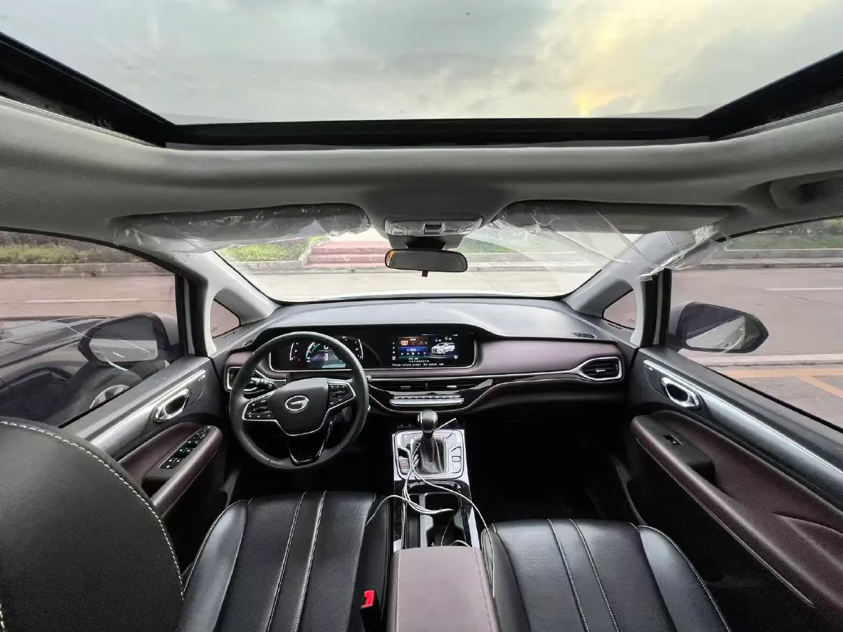 2023 GAC Trumpchi M6 1.5T 177HP L4 7DCT,autocango,china used car exporter,china ev exporter,chinese used car exporter,chinese used ev exporter