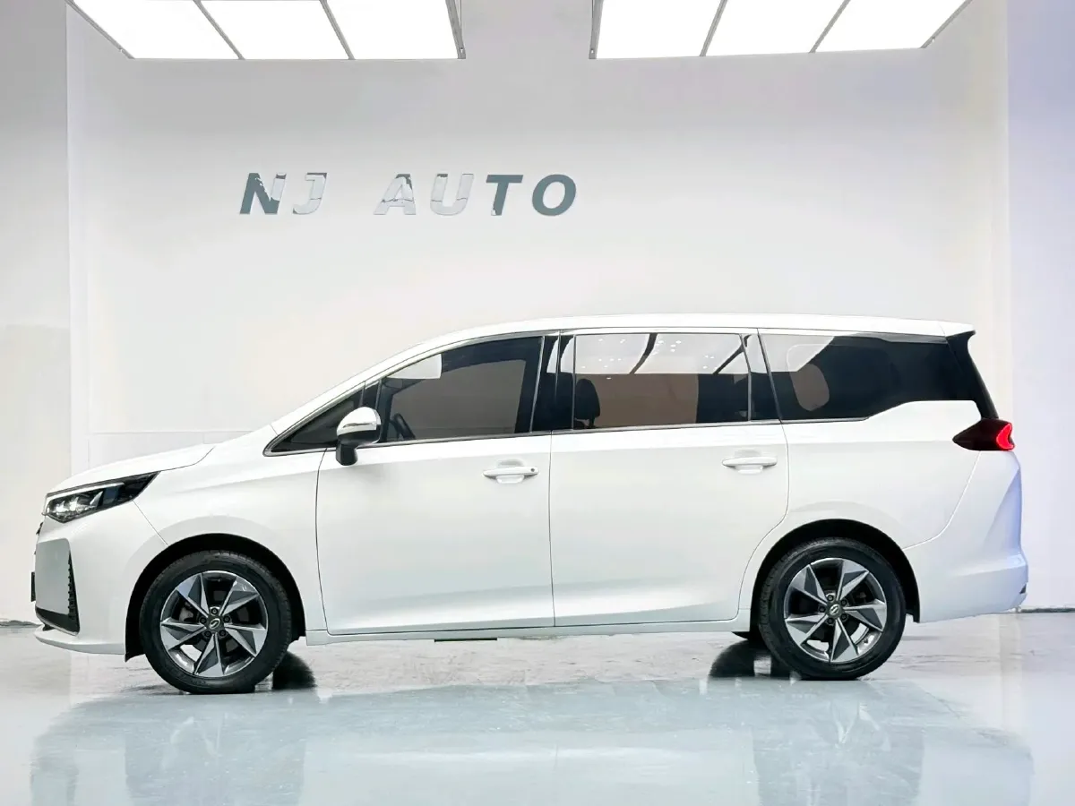 2021 GAC Trumpchi M6 1.5T 169HP L4 7DCT,autocango,china used car exporter,china ev exporter,chinese used car exporter,chinese used ev exporter