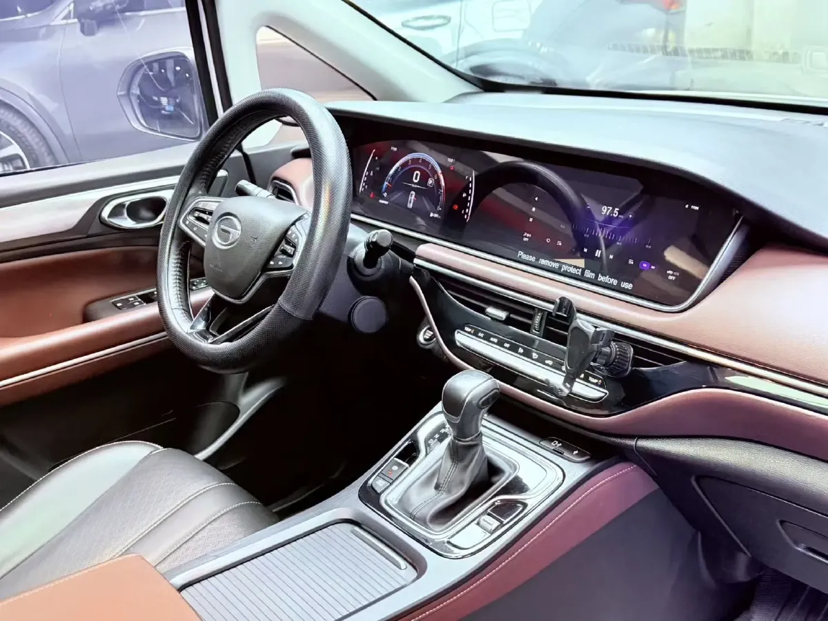 2021 GAC Trumpchi M6 1.5T 169HP L4 7DCT,autocango,china used car exporter,china ev exporter,chinese used car exporter,chinese used ev exporter