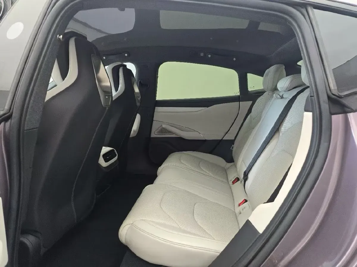 2024 MI SU7 BEV 73.6KWH,autocango,china used car exporter,china ev exporter,chinese used car exporter,chinese used ev exporter