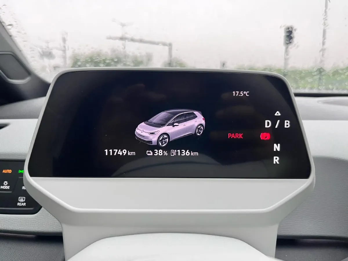 2025 Volkswagen ID.3 BEV 52.8KWH,autocango,china used car exporter,china ev exporter,chinese used car exporter,chinese used ev exporter