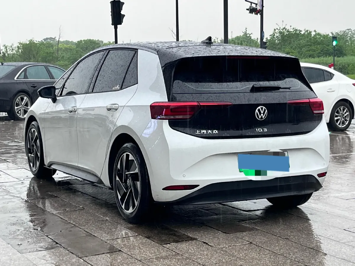 2025 Volkswagen ID.3 BEV 52.8KWH,autocango,china used car exporter,china ev exporter,chinese used car exporter,chinese used ev exporter