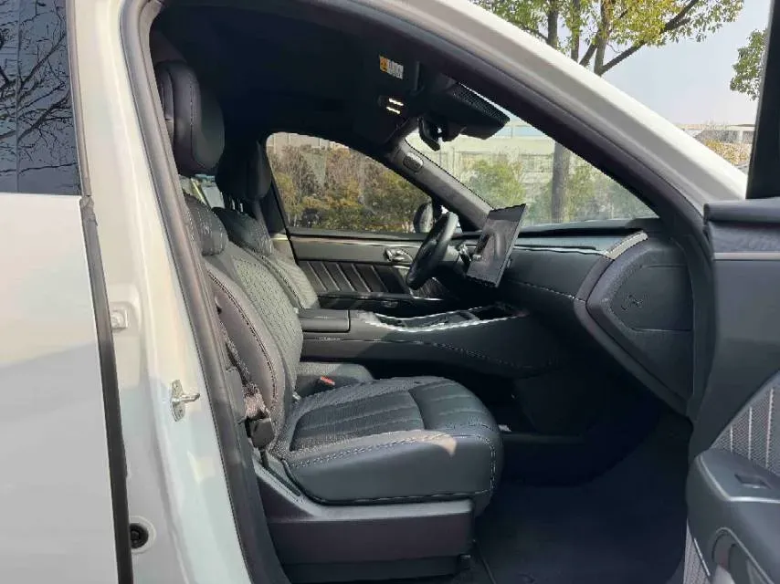 2025 ONVO L90 BEV,autocango,china used car exporter,china ev exporter,chinese used car exporter,chinese used ev exporter