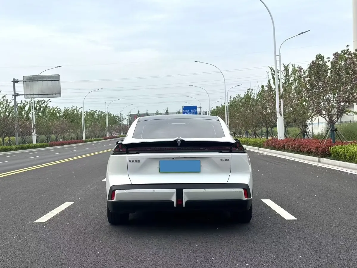 2022 DongFeng Forthing LingZhi EV BEV 68.4KWH,autocango,china used car exporter,china ev exporter,chinese used car exporter,chinese used ev exporter