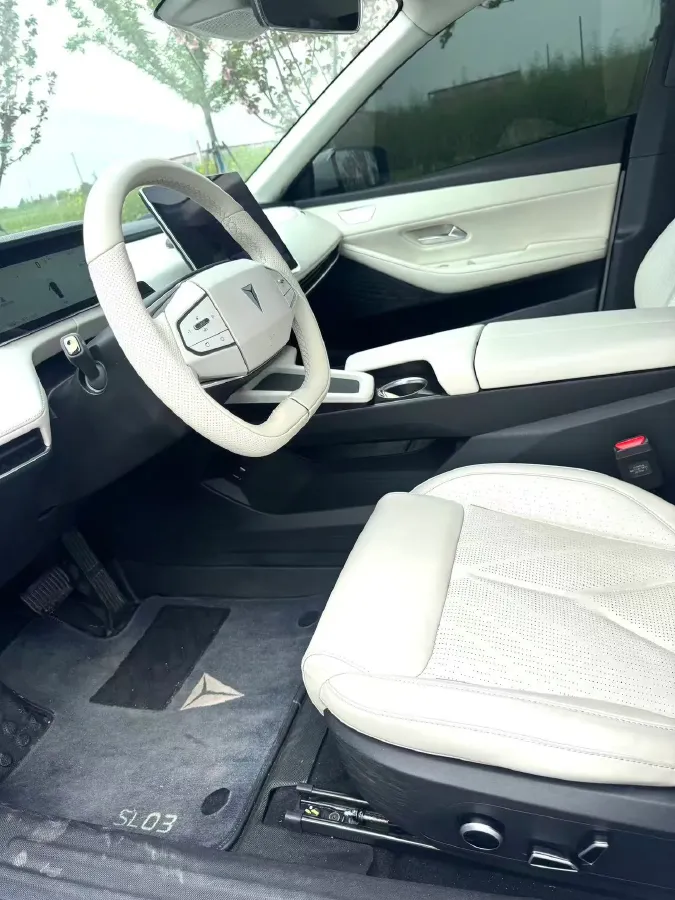 2022 DongFeng Forthing LingZhi EV BEV 68.4KWH,autocango,china used car exporter,china ev exporter,chinese used car exporter,chinese used ev exporter