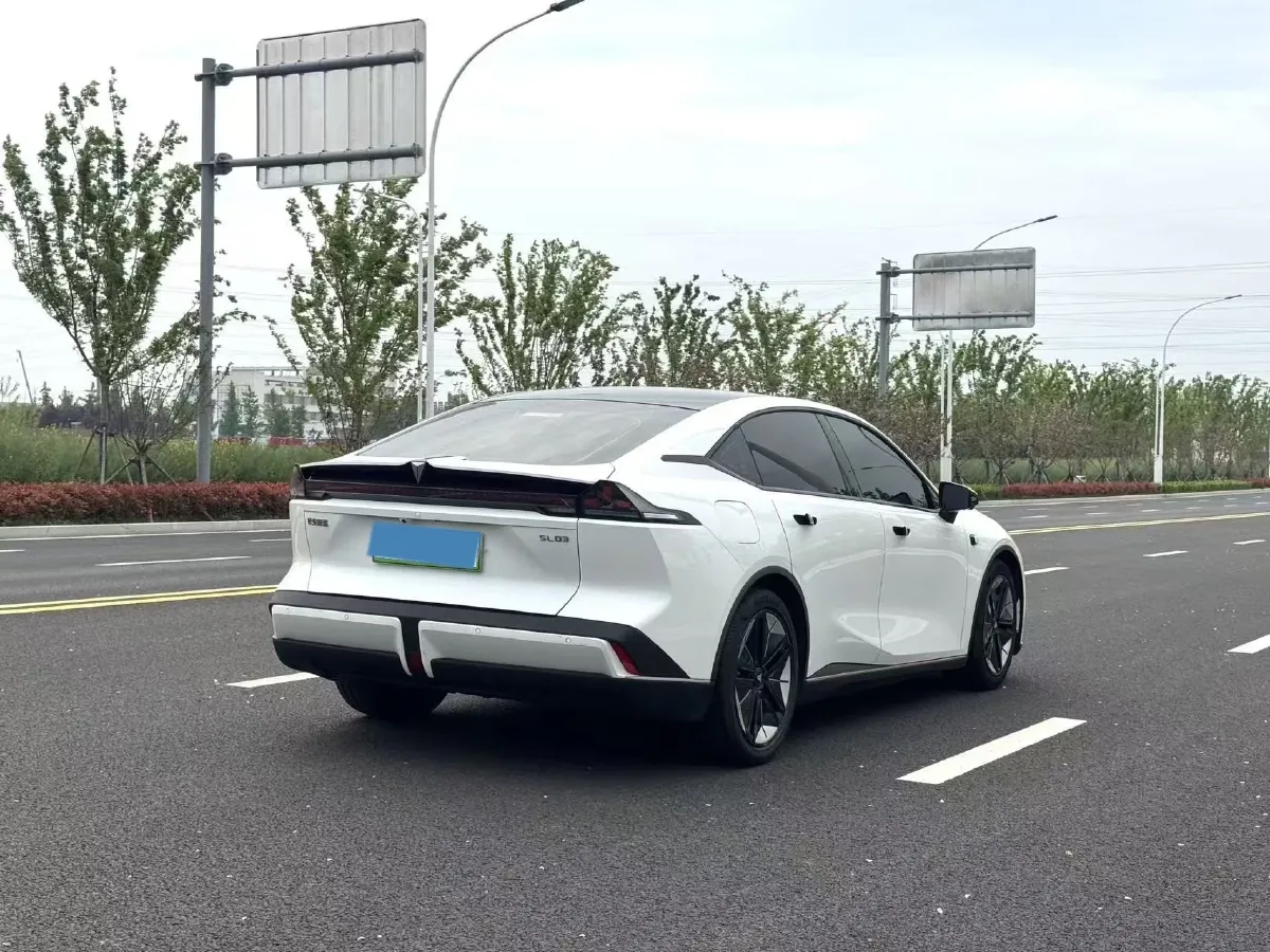 2022 DongFeng Forthing LingZhi EV BEV 68.4KWH,autocango,china used car exporter,china ev exporter,chinese used car exporter,chinese used ev exporter